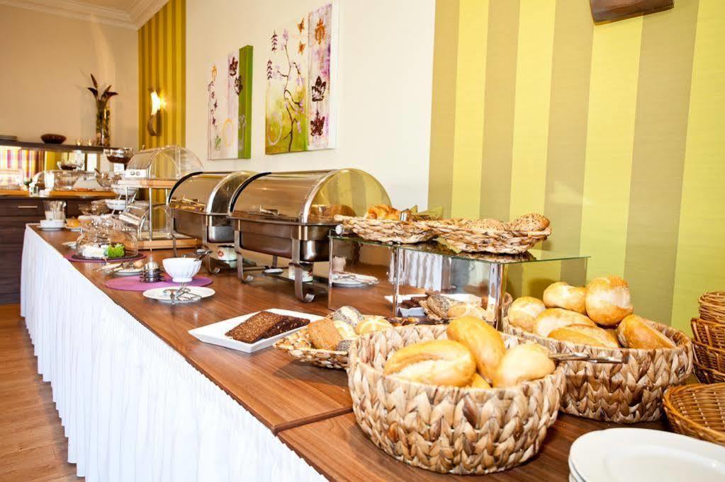 Neuhof  Landhotel Imhof מראה חיצוני תמונה