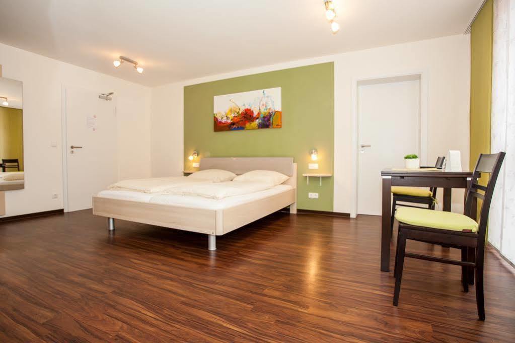 Neuhof  Landhotel Imhof מראה חיצוני תמונה