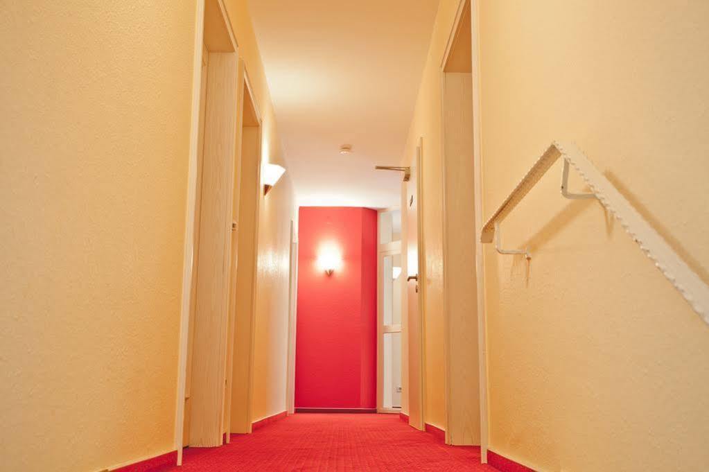 Neuhof  Landhotel Imhof מראה חיצוני תמונה